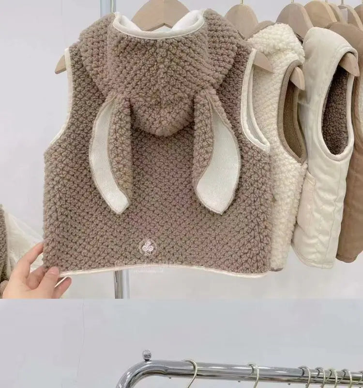 Colete Pelucia Banny Infantil