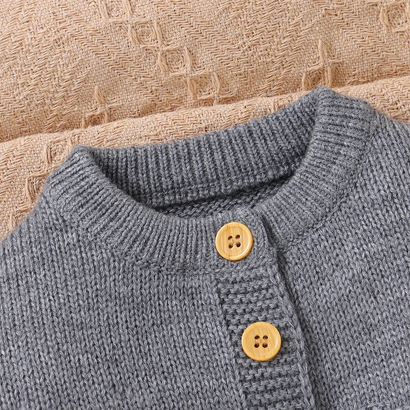 Conjunto Tricô Bebê Classic Sueter e Macacão